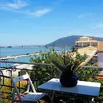 Seaview Kaposantes *