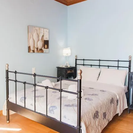 Seaview Kaposantes Apartment *