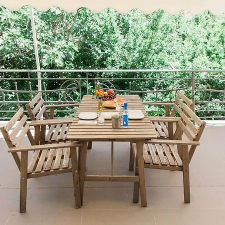 Seaview Kaposantes Lefkada City